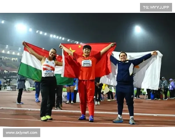 张家乐震撼世界!德国施内贝克赛链球飞跃73.81米夺冠 张家乐震撼世界!德国施内贝克赛链球飞跃73.81米夺冠